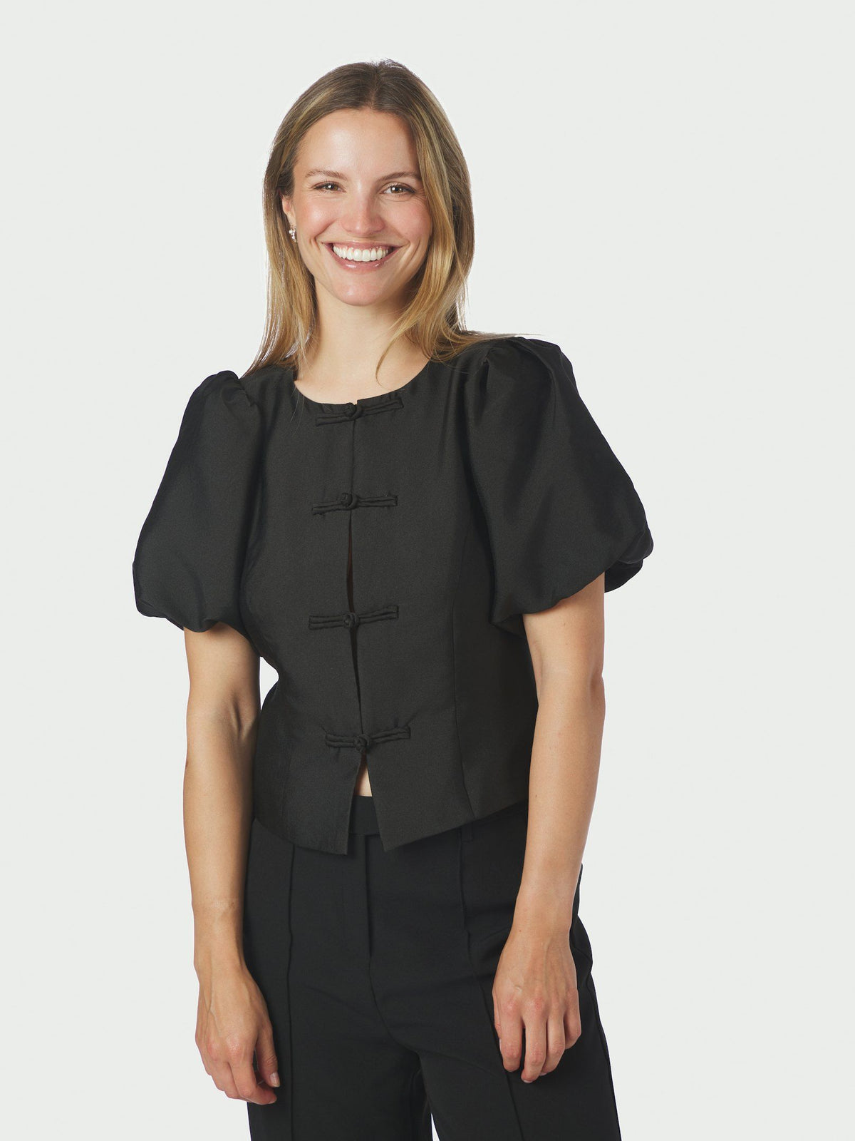 Neo Noir Anela Mandarin Dull Satin Bluse - Black