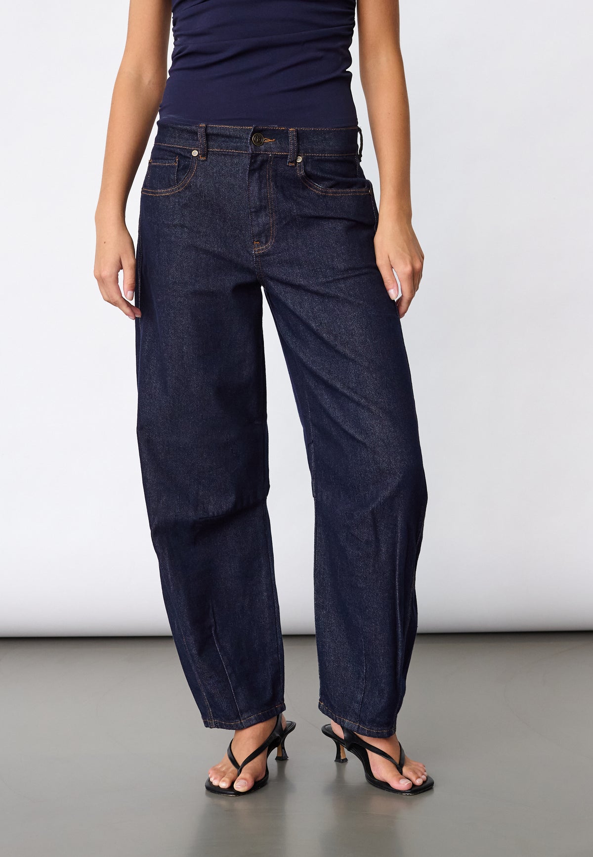 Sisters Point Fiora-Barrel3 Jeans - Blue Denim
