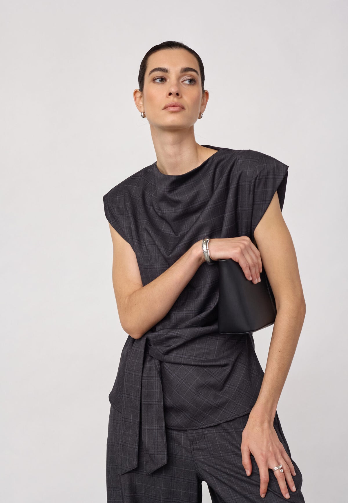 Co'couture EloraCC Check Pleat Top- Dark Grey