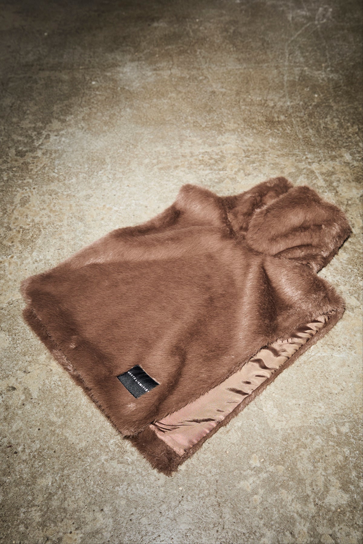 Haute L'amitie Fur Neck Warmer Vest - Mud Brown
