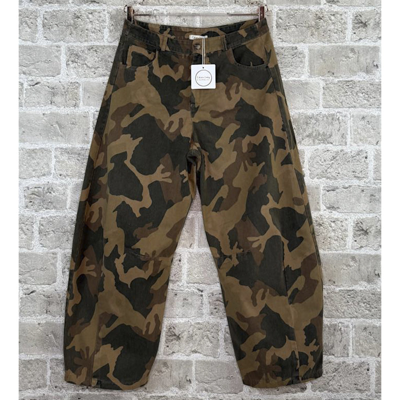 Cabana Living Wild Balo Barrel Jeans - D. Nature Camo