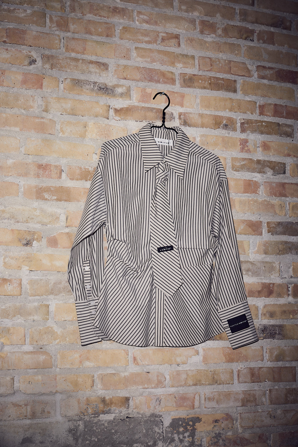 Haute L'amitié Tie Stripe Skjorte - Beige