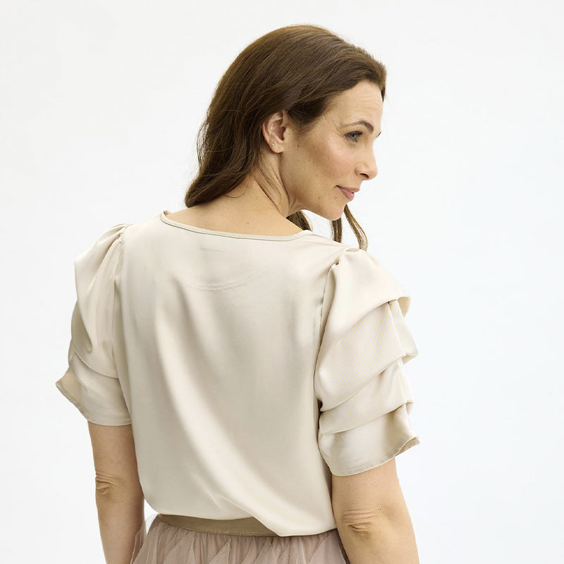 In Front Alexandra Bluse