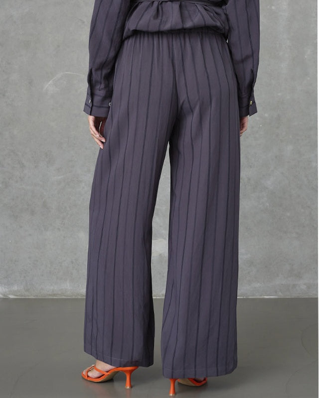 Love & Divine Love1623 Bukser - Grey Stripes