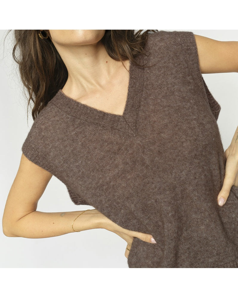 Mos Mosh Mape V-neck Knit Vest