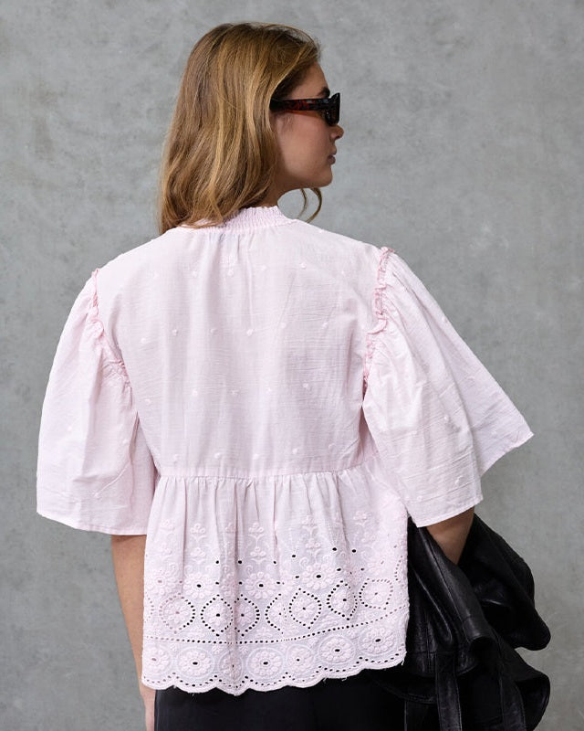 Love & Divine Love1530 Bluse