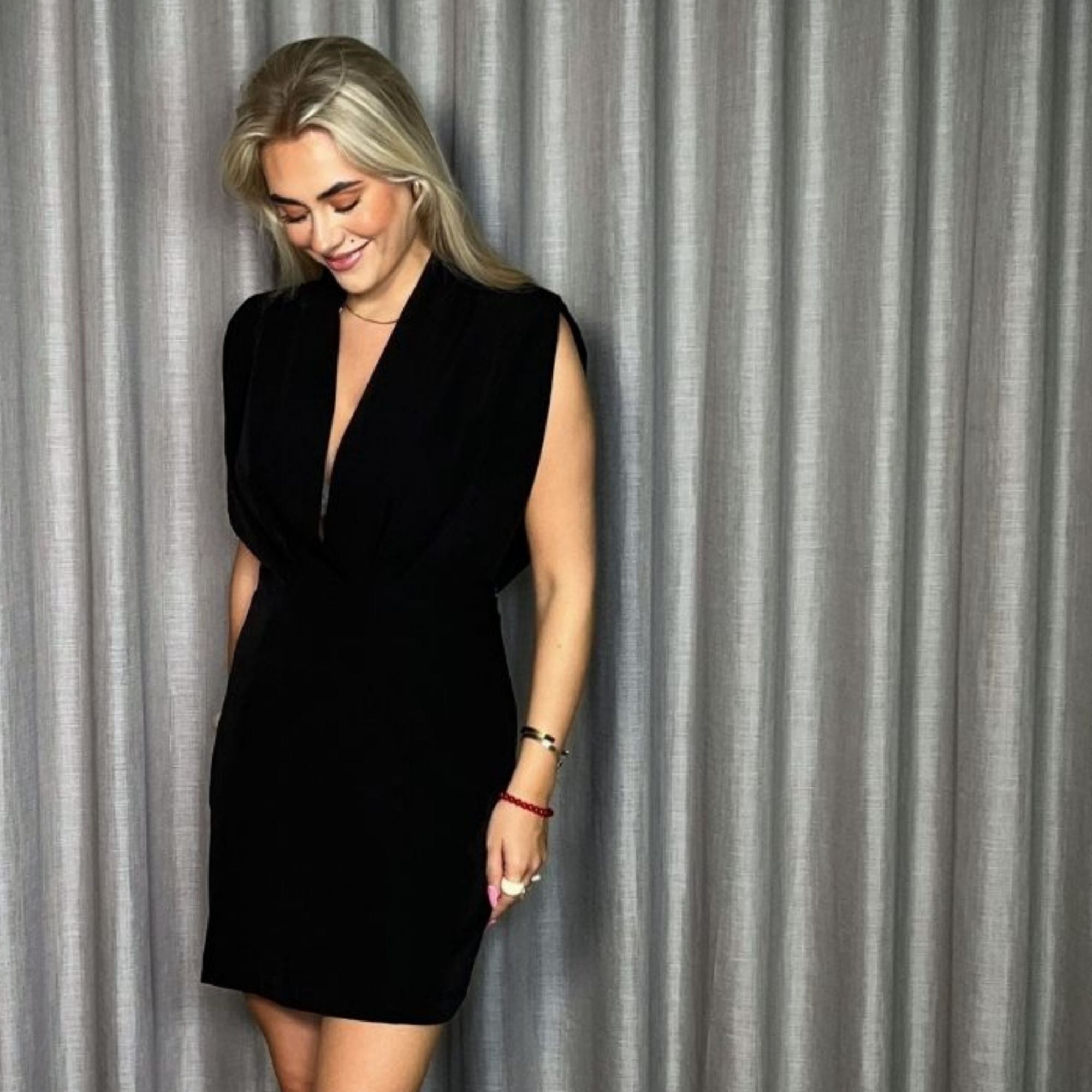 Haute L'amitie L'egance Crop Drape Kjole