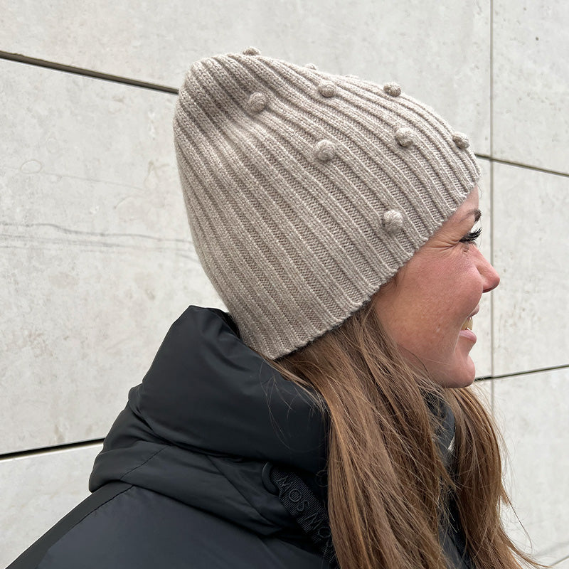 Gustav Edona Hat