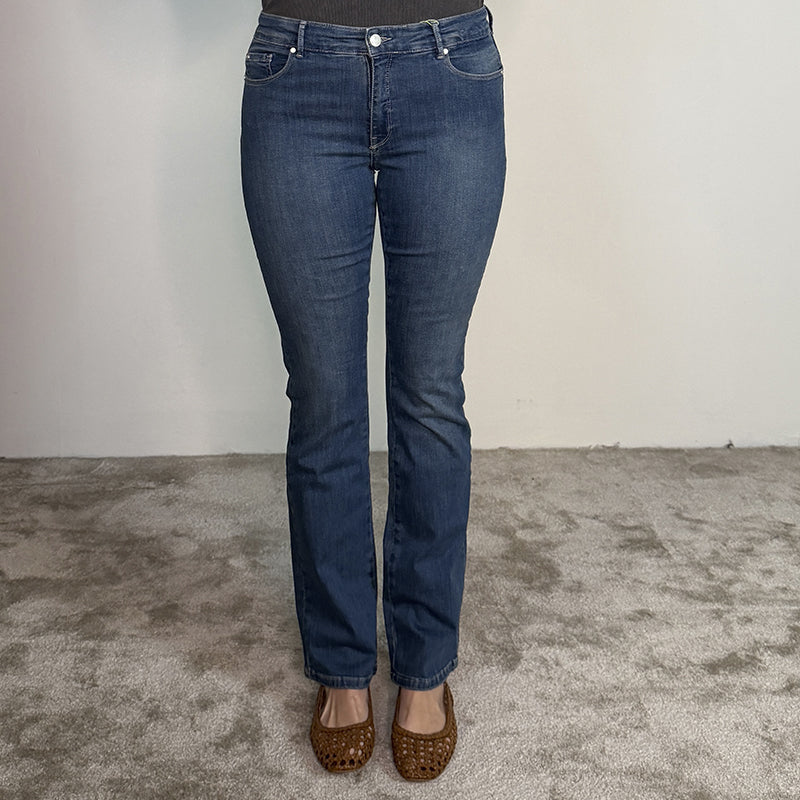 Cero Magic Fit Flared Jeans