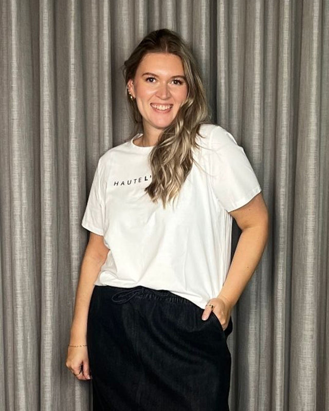 Haute L'amitie Rub Logo T-shirt