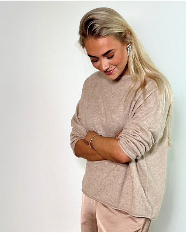 Btf-Cph Oversized Pure Pullover