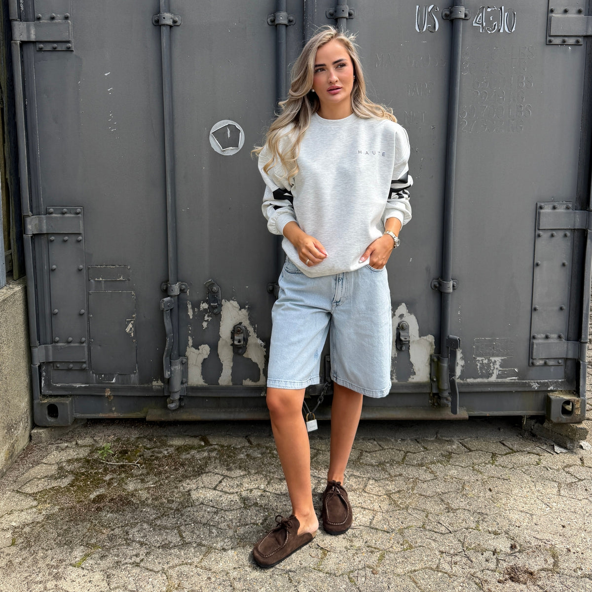 Haute L'amitie Maxi Split Logo Sweat - Pearl Melange
