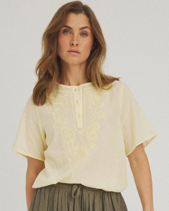 Luxzuz Viva Bluse - Soft Yellow
