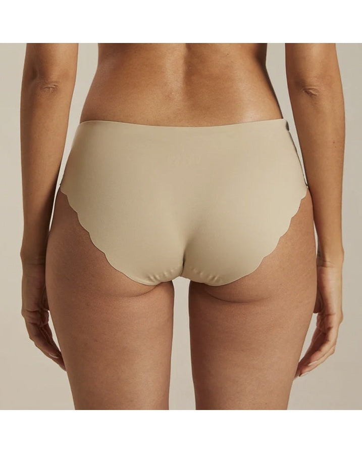 Femifemme Invisible Sømløs Thai Trusser - Sand