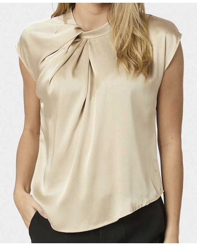 Neo Noir Fleur Drapy Bluse