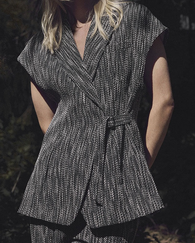 Gustav Kanea Vest - Black