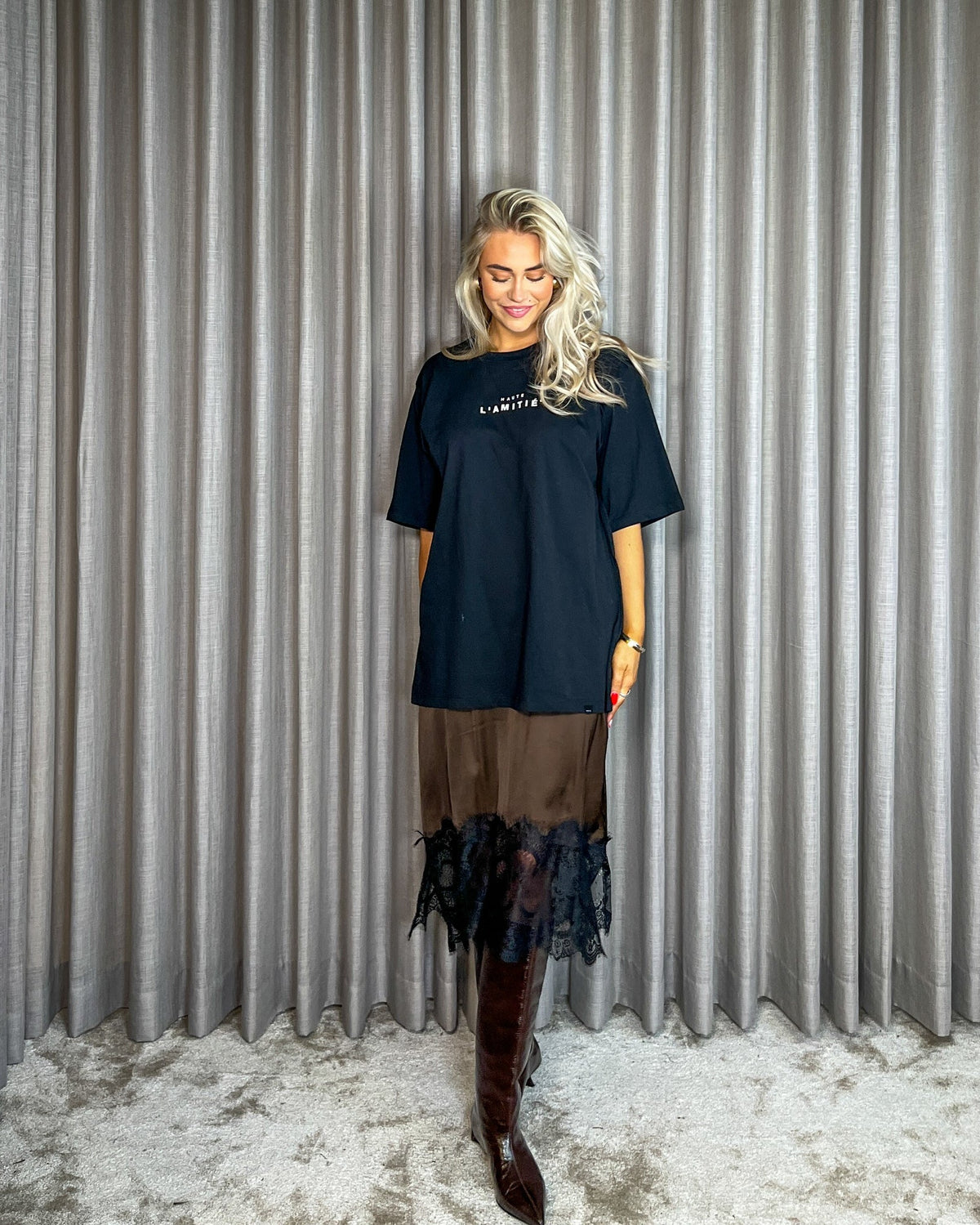 Black Colour Isabella Nederdel