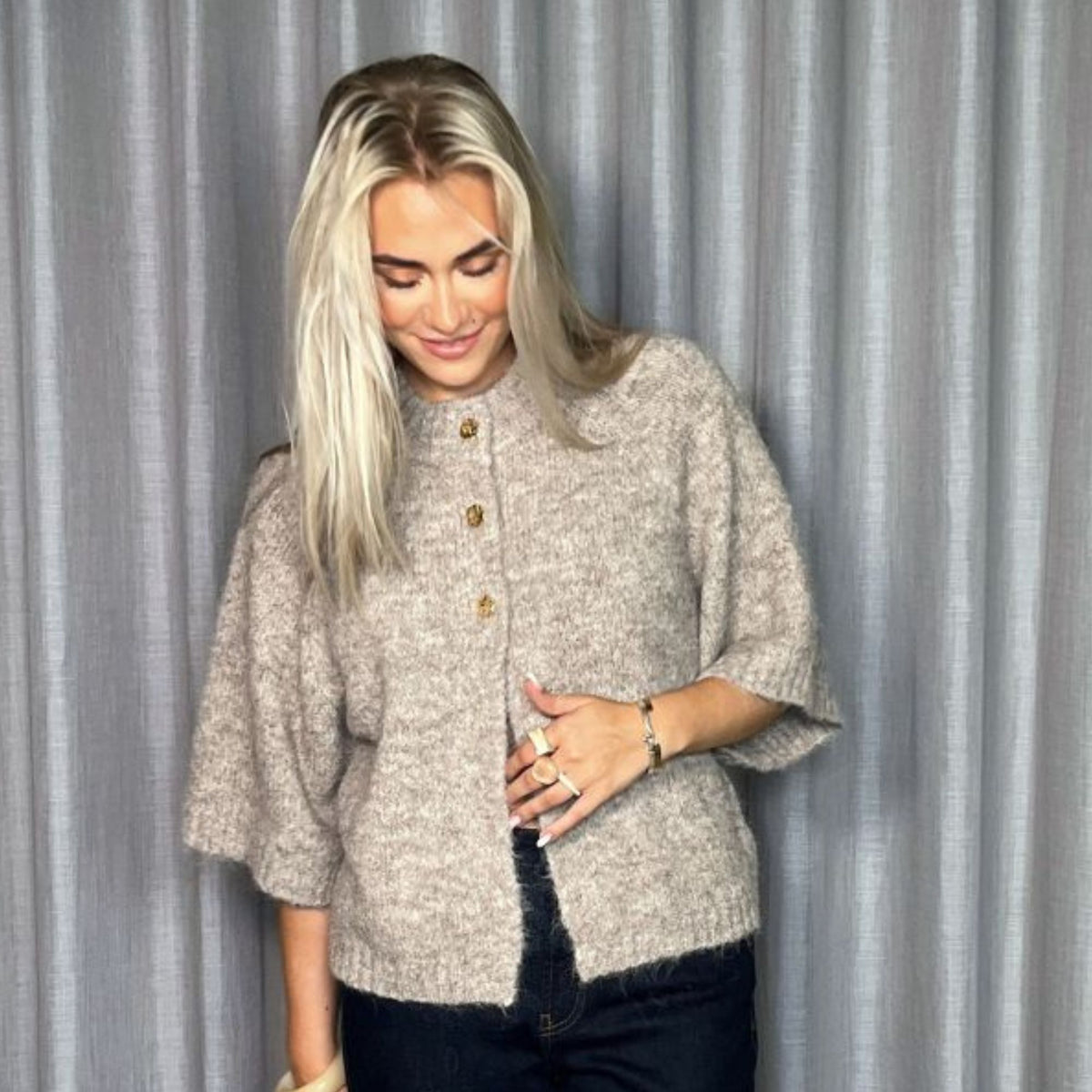 Neo Noir Benuta Fluffy Cardigan