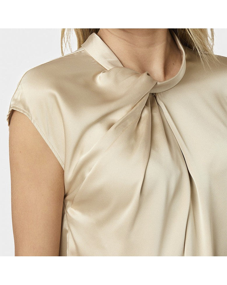 Neo Noir Fleur Drapy Bluse
