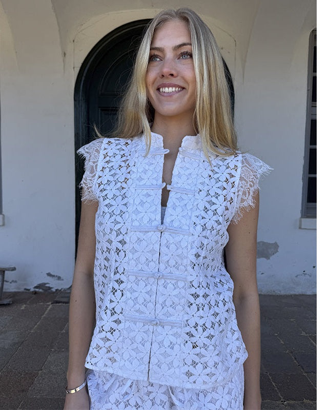 Continue Molly Lace Top