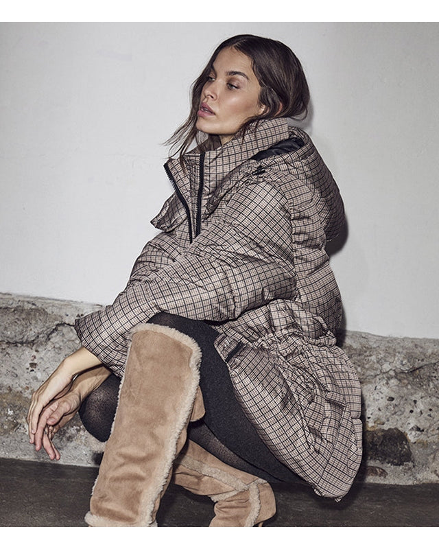 Haute L'amitie Climb Check Puffer Jacket - Brown Check