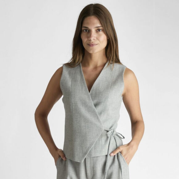 Neo Noir - Neo Noir Samara Wrap Vest