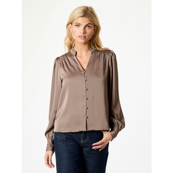 Neo Noir - Neo Noir Massima Drapy Satin Bluse